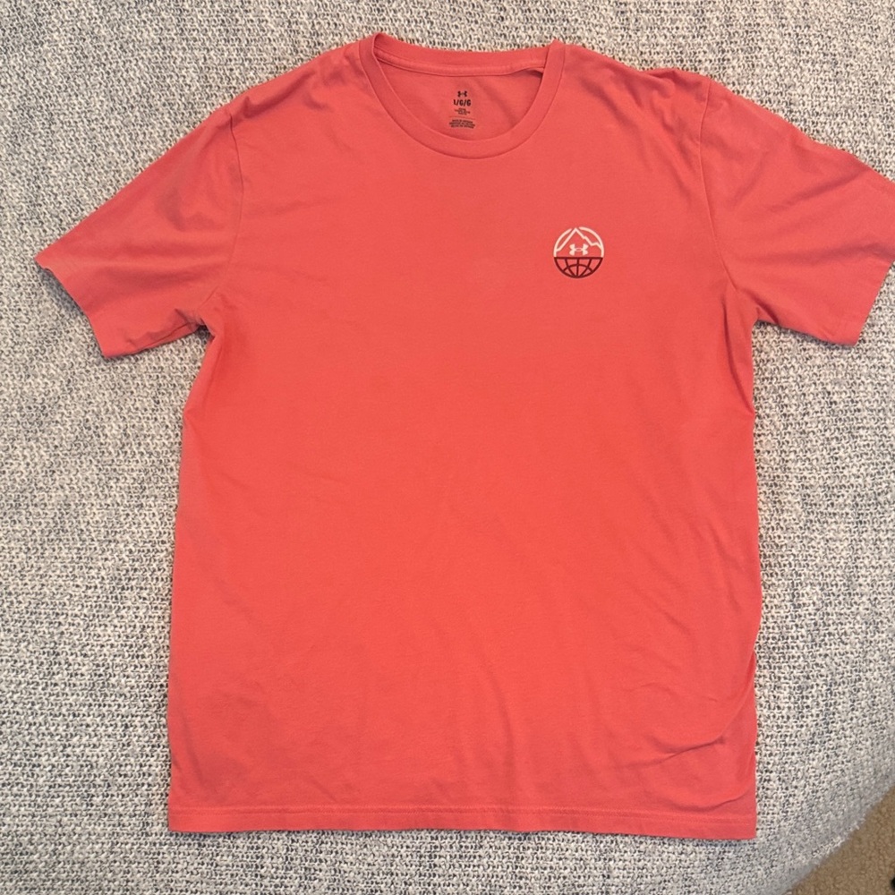 Under Armour Men’s Short Sleeve Graphic T-Shirt | Size Large | Coral